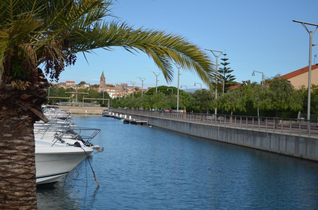 Charmant Appartement A 350M De La Plage Et Du Port Fréjus Екстериор снимка