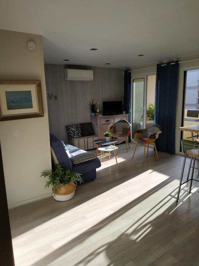 Charmant Appartement A 350M De La Plage Et Du Port Fréjus Екстериор снимка